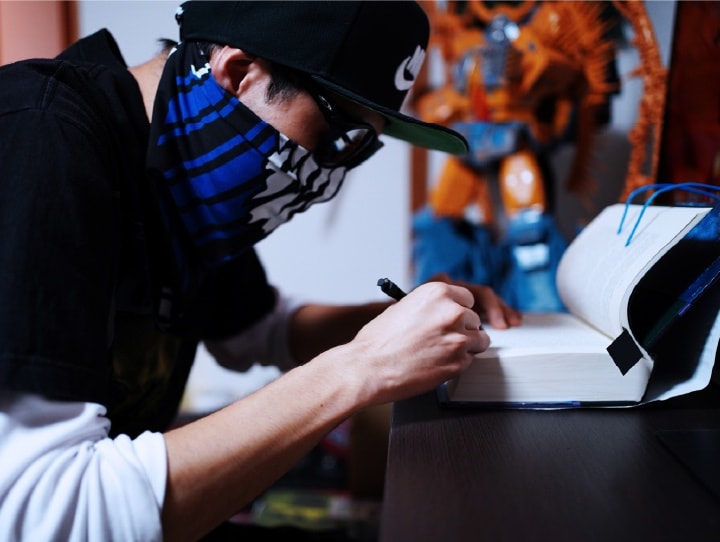 behind the art