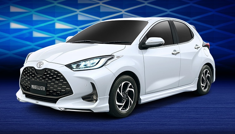 TOYOTA Yaris